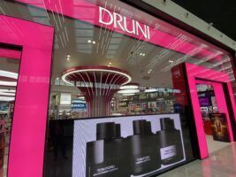 Tienda de Druni en el centro comercial Lagoh en Sevilla - Gastronomía y Moda