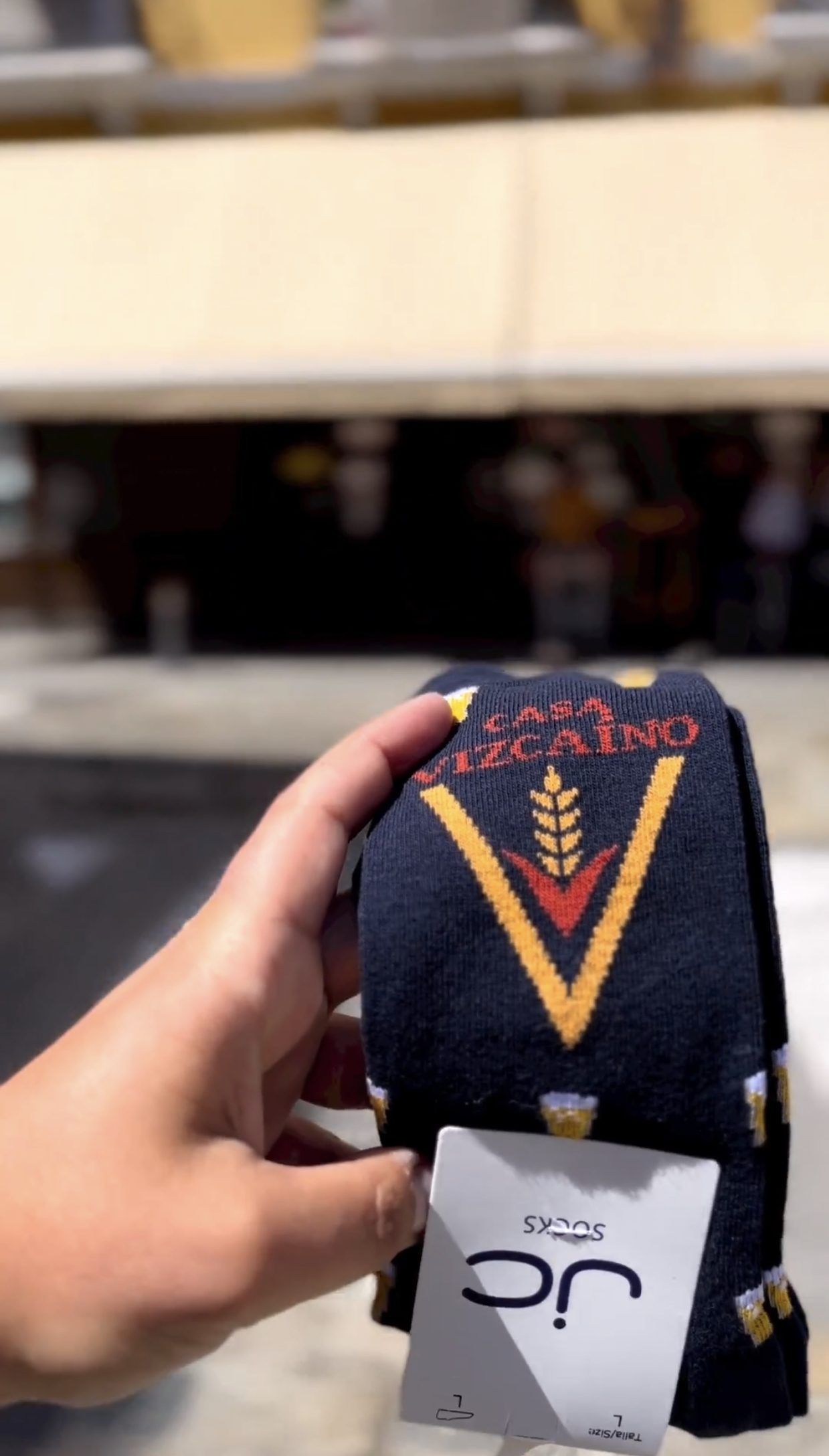 Casa Vizcaíno lanza sus exclusivos calcetines - Gastronomía y Moda