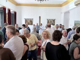 Javier Fernández reivindica el futuro de la Sierra Morena sevillana en un encuentro con vecinos y colectivos de la comarca - Gastronomía y Moda
