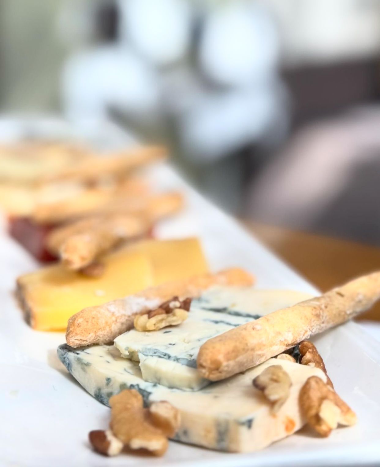 Taberna Los Gallos, una parada culinaria obligada en el madrileño callejón de Puigcerdá - Gastronomía y Moda