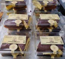 Obrador de Chelín, la parada imprescindible para los amantes de los pasteles de toda la vida en El Castillo de las Guardas - Gastronomía y Moda