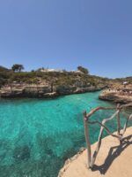 Cala en Brut: la piscina natural de Menorca que tienes que visitar sí o sí - Gastronomía y Moda