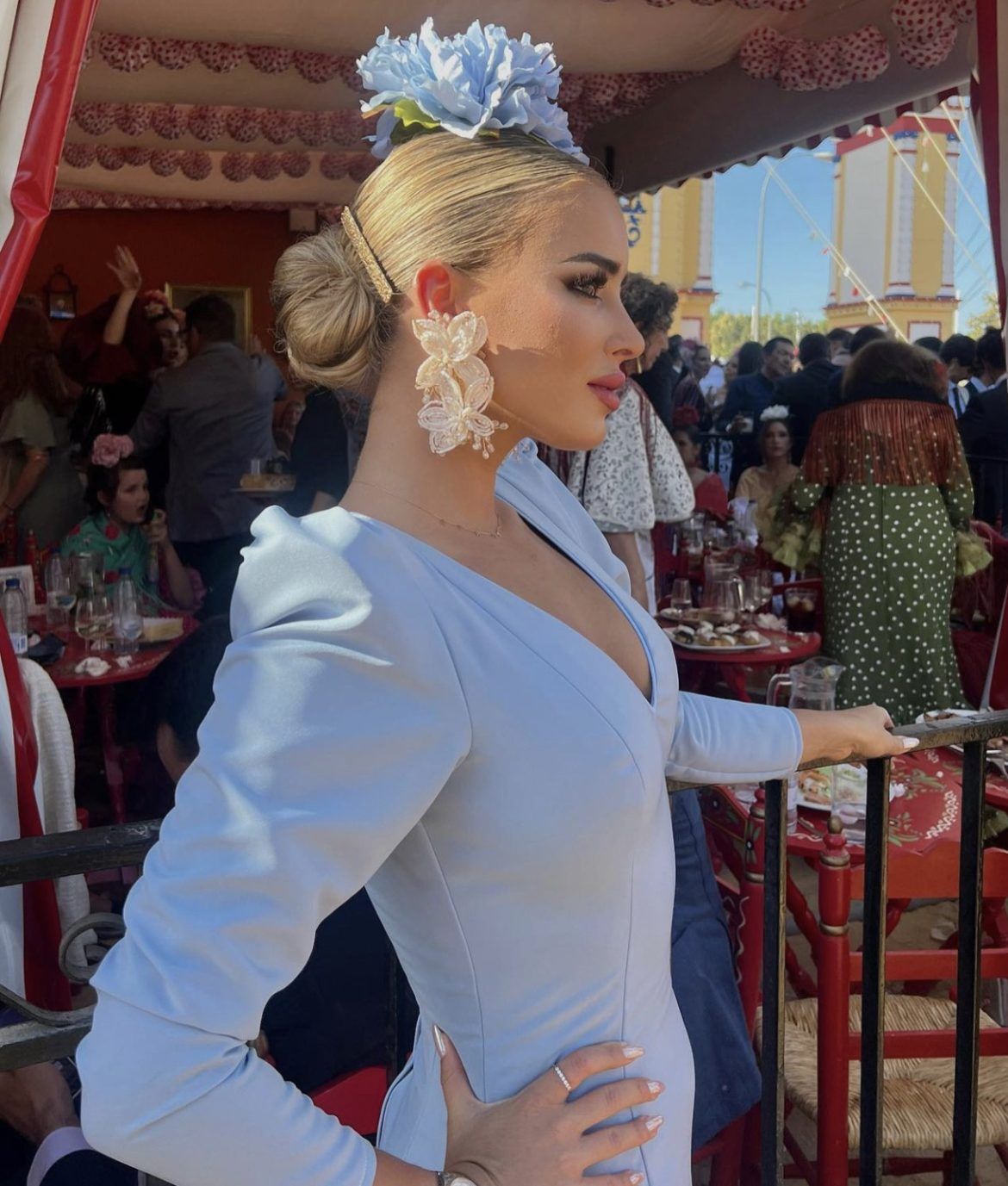 Marta Marchena un año más, espectacular en la Feria de Abril de Sevilla 2023 Marta Marchena un año más espectacular en la Feria de Abril de Sevilla 2023 - Gastronomía y Moda