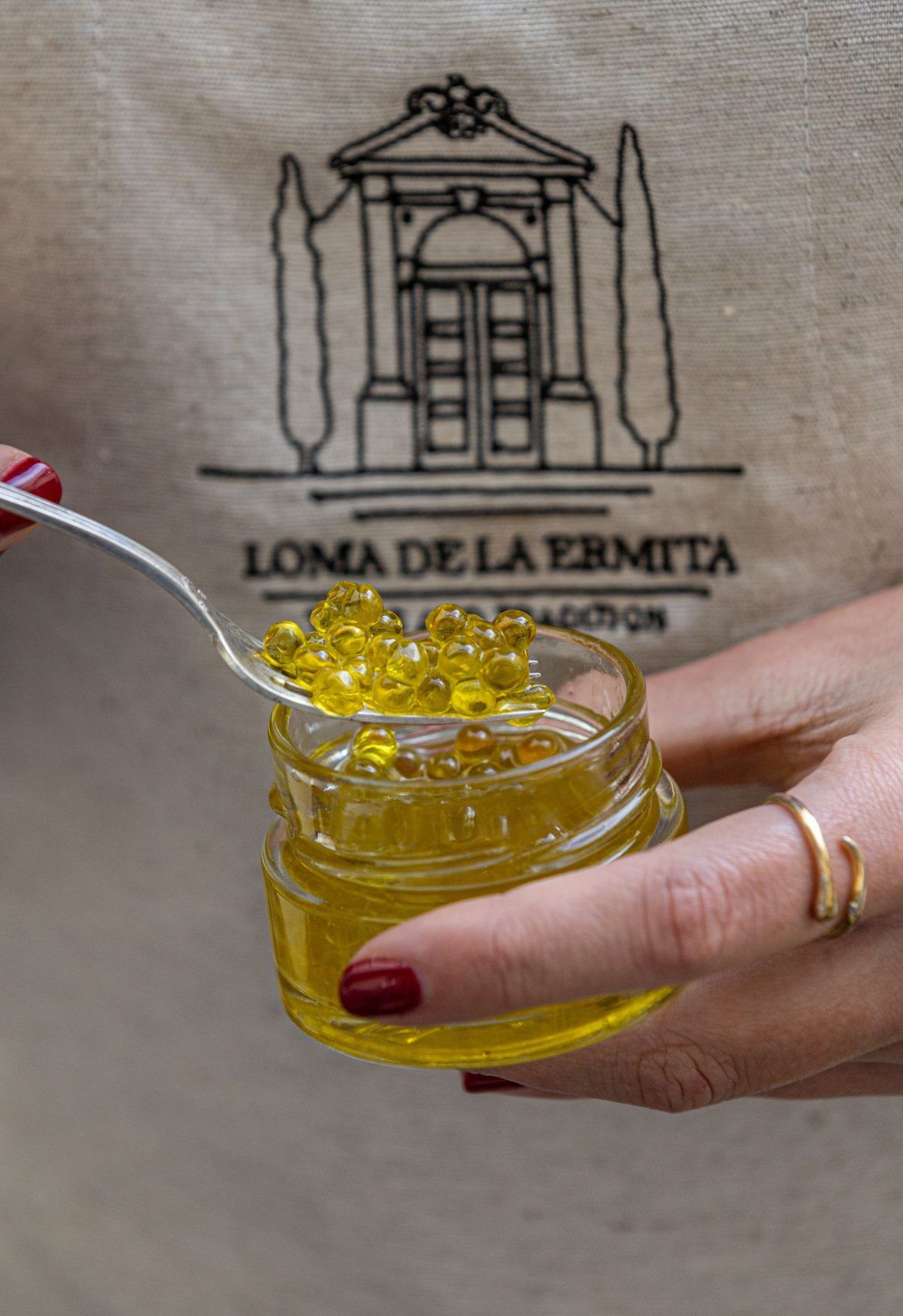 El otro caviar con omega 3 y vitamina e: el mejor regalo de las cenas de otoño y el superalimento de moda El otro caviar con omega 3 y vitamina e: el mejor regalo de las cenas de otoño y el superalimento de moda - Gastronomía y Moda