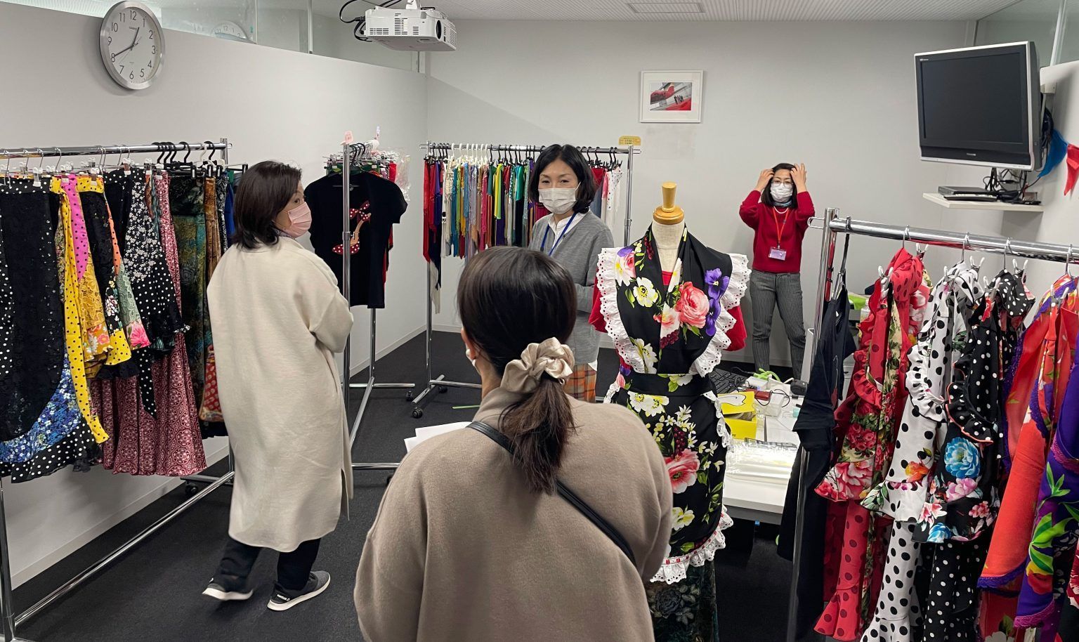 Extenda impulsa la moda andaluza en Asia, un continente que crecerá un 7,7% hasta alcanzar los 600.000 millones de dólares en 2025 - Gastronomía y Moda