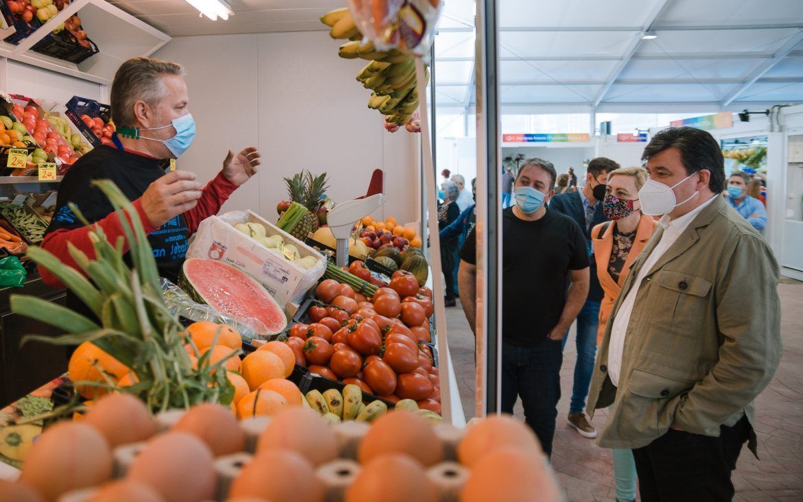 El mercado temporal de San Sebastián en Huelva abre sus puertas en la Plaza Paco Toronjo El mercado temporal de San Sebastián en Huelva abre sus puertas en el Plaza Paco Toronjo - Gastronomía y Moda