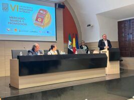 La Torta del Casar refuerza su proyección internacional con su VI Jornada Técnica de la Universidad del Queso - Gastronomía y Moda