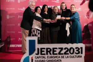 Casa Márquez acompaña una jornada institucional clave en la Pasarela Flamenca Jerez 2026 - Gastronomía y Moda