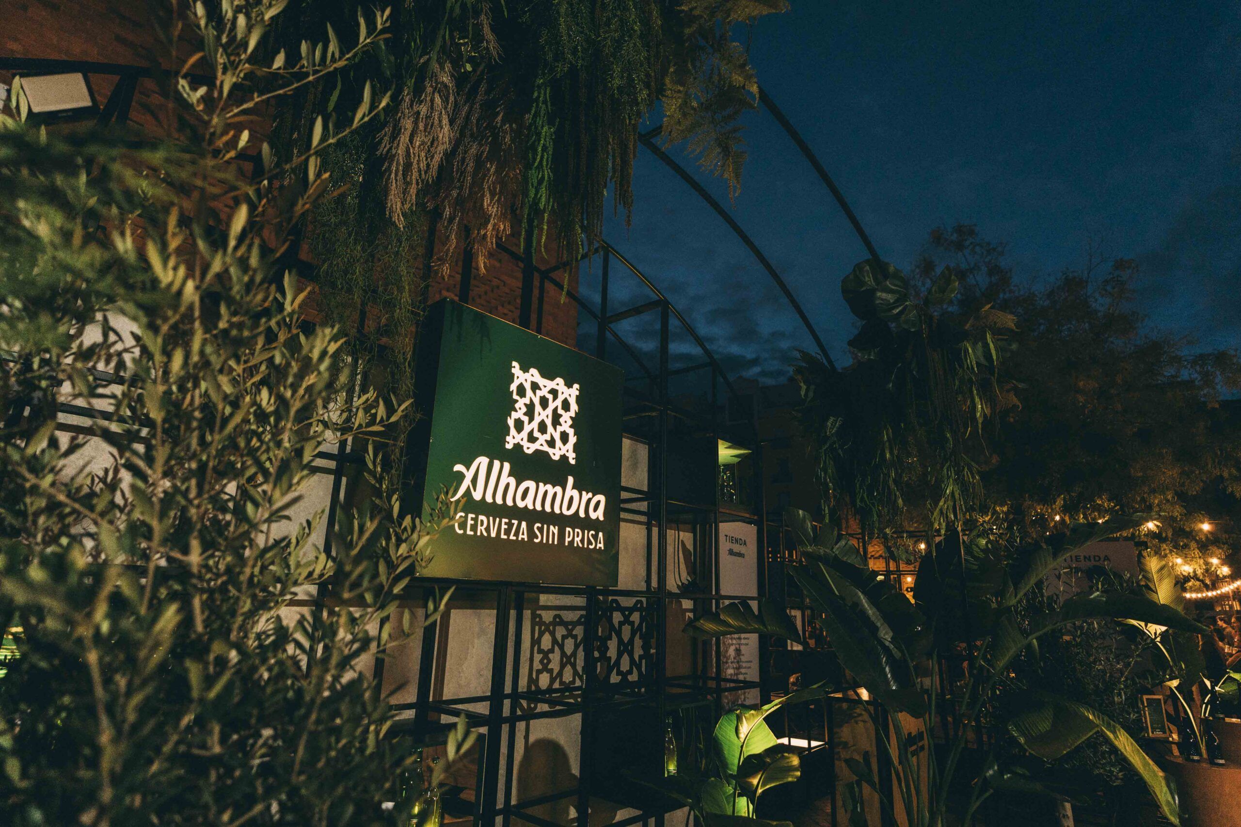 Última semana para disfrutar del tardeo cervecero sin prisa en Jardín Alhambra Madrid - Gastronomía y Moda