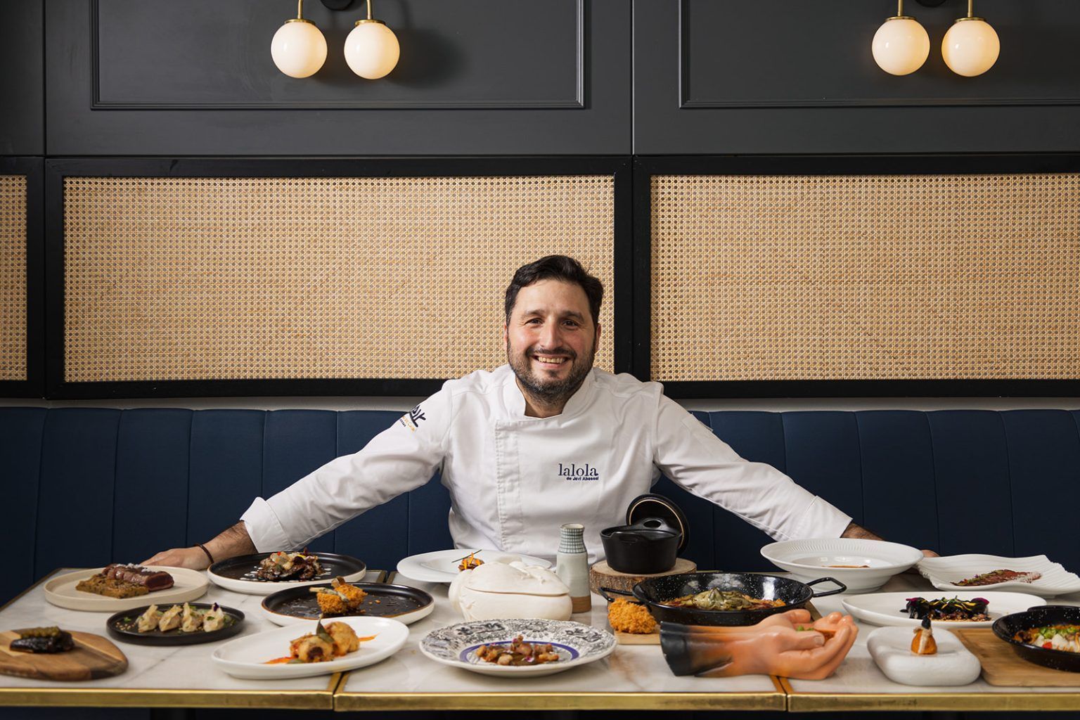 Javier Abascal celebrará por todo lo alto el X Aniversario del restaurante Lalola  - Gastronomía y Moda