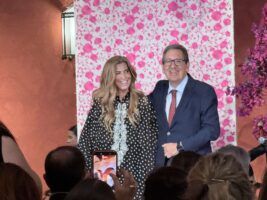 La gala más exclusiva de Sevilla reúne a Juana Martín y Roberto Diz en una noche de moda, lujo y tradición - Gastronomía y Moda