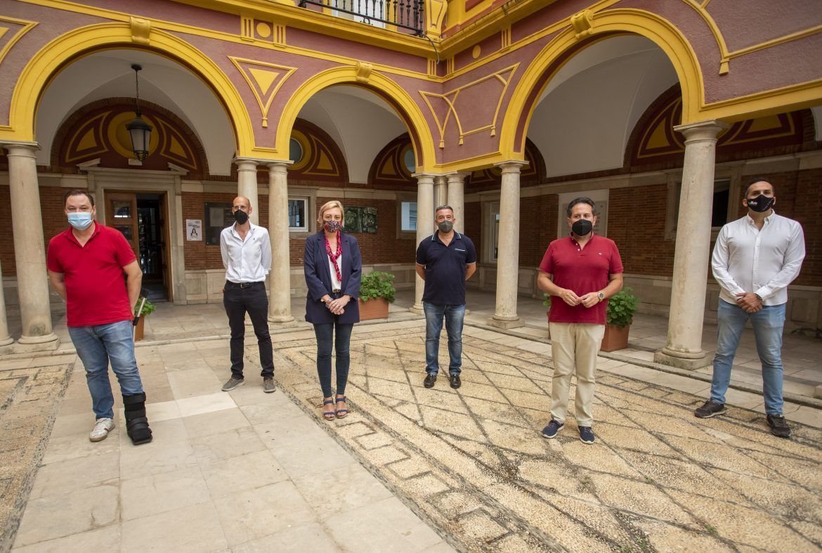 El Ayuntamiento de Huelva crea la Mesa de Hostelería tras la aprobación en el Pleno del reglamento de este nuevo órgano sectorial - Gastronomía y Moda