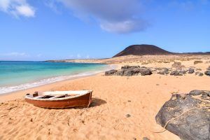 Conoce España a través de sus islas: los tesoros del mar más espectaculares y deseados de este verano - Gastronomía y Moda