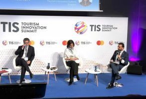 La Junta de Andalucía apuesta por la participación de ciudadanos y empresas en el desarrollo turístico andaluz - Gastronomía y Moda