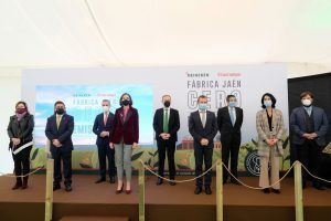 La fábrica de Cruzcampo en Jaén, primera en elaborar cerveza con emisiones cero en España - Gastronomía y Moda