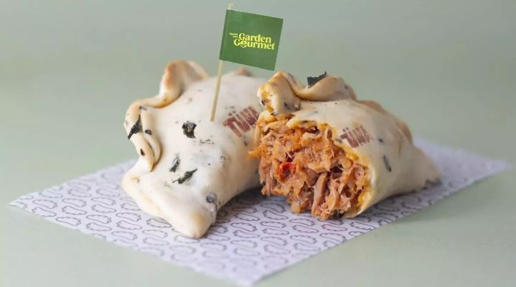 Las Muns y Garden Gourmet reinventan la empanada vegetal con Vuna y alga wakame para celebrar el Veganuary - Gastronomía y Moda
