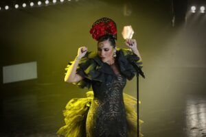 La folclórica Laura Gallego, cita ineludible en Matalascañas - Gastronomía y Moda