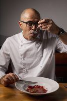 Sumérgete en una aventura gastronómica de la mano de Leo Ramos con el menú Omakase Andaluz en su restaurante Cal Viva - Gastronomía y Moda