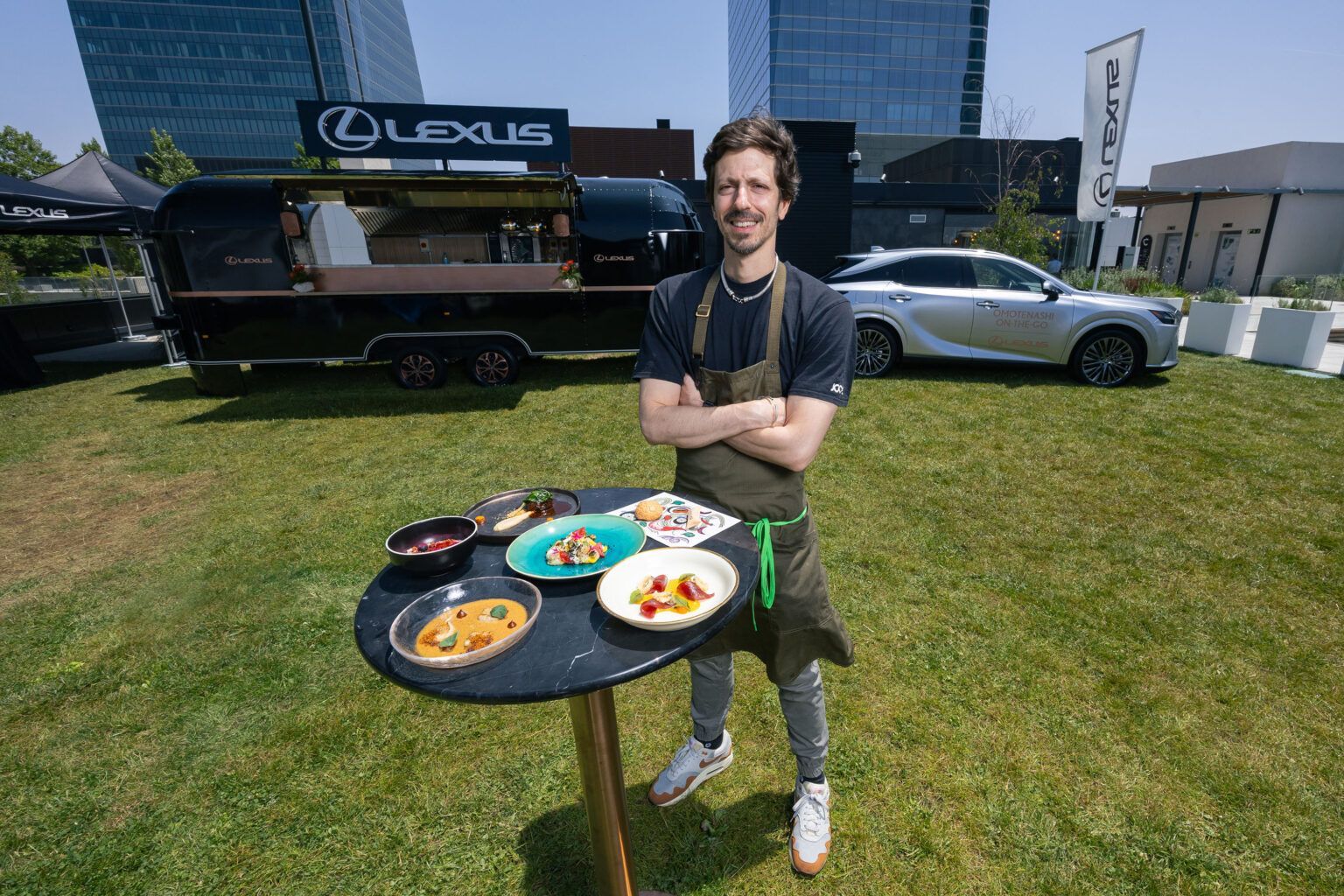 Lexus se implica en la alta gastronomía con un exclusivo Food Truck - Gastronomía y Moda