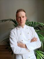 Lluc Crusellas luchará por su plaza de finalista para convertirse en el mejor chocolatero del mundo en el World Chocolate Masters - Gastronomía y Moda