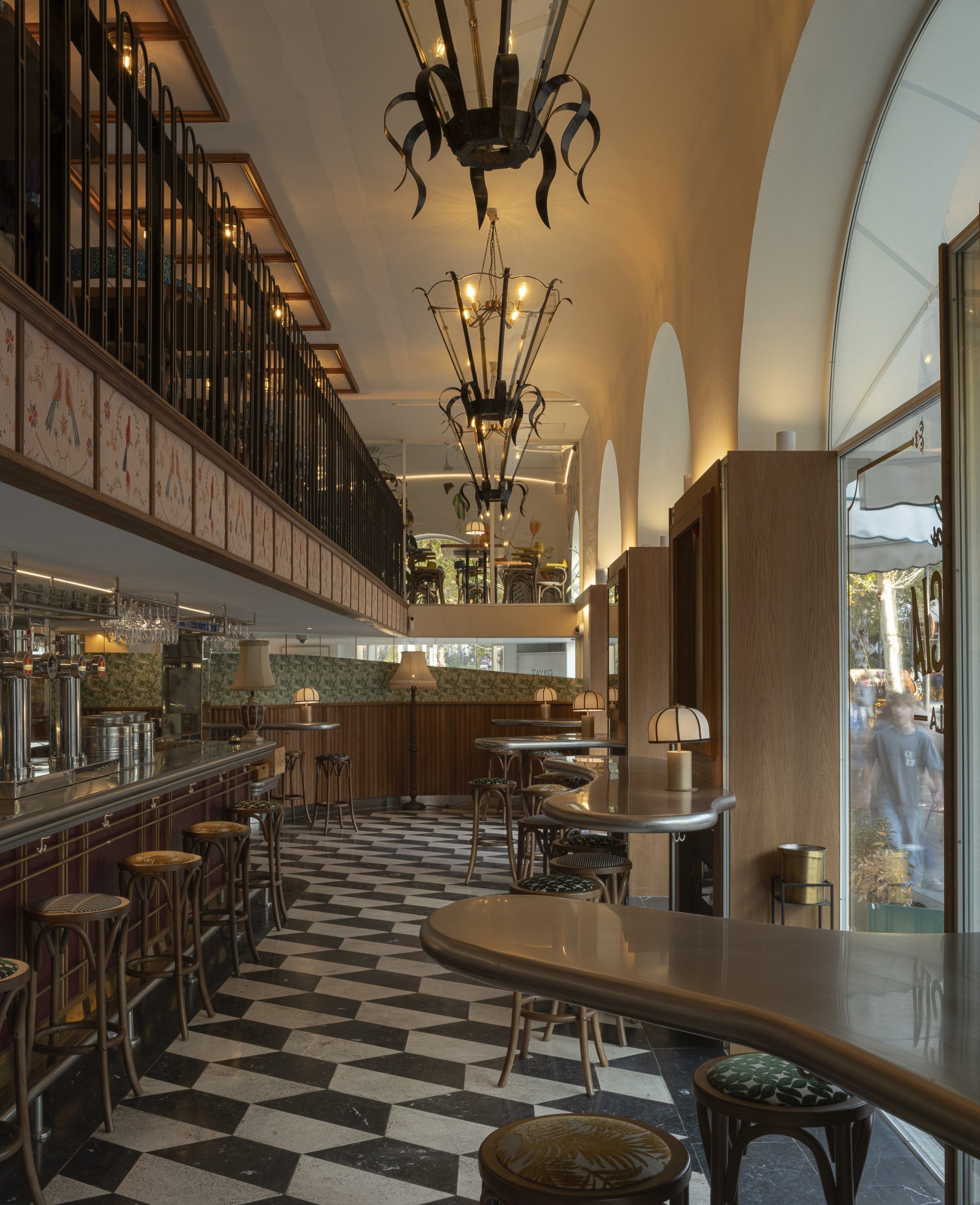 Ovejas Negras Company aterriza en Puerta Jerez con el restaurante Los García - Gastronomía y Moda