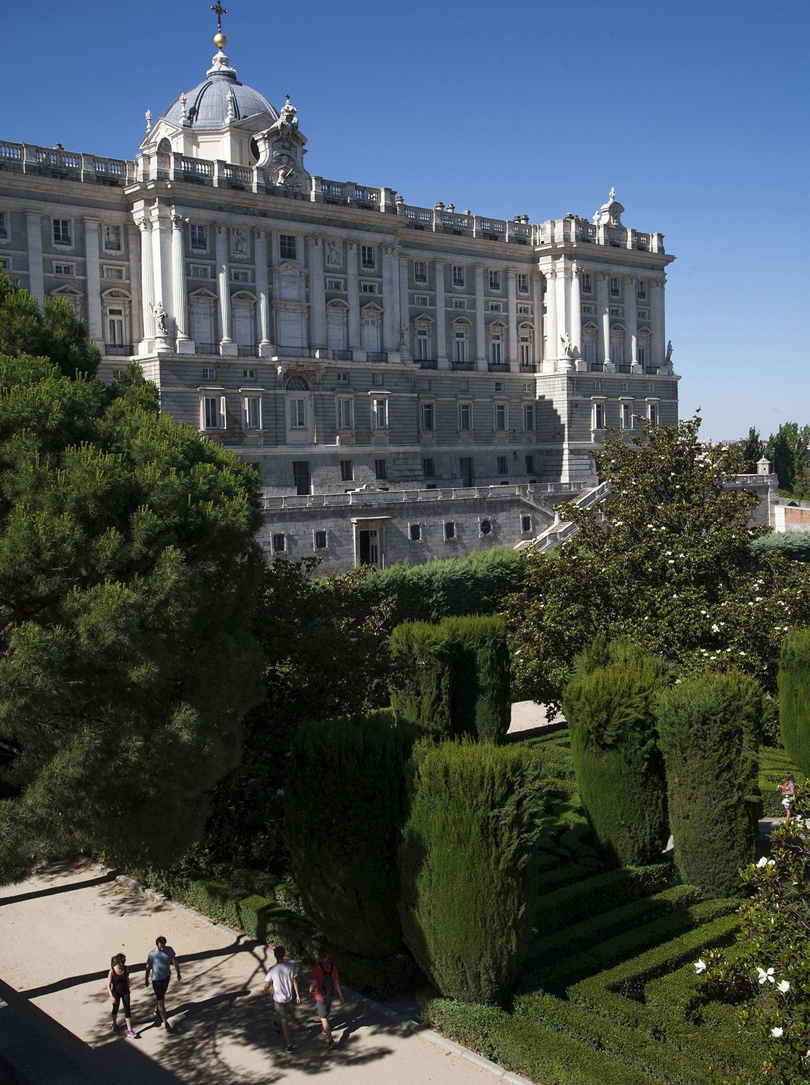 San Valentín sin duda en Madrid con Smartrental - Gastronomía y Moda