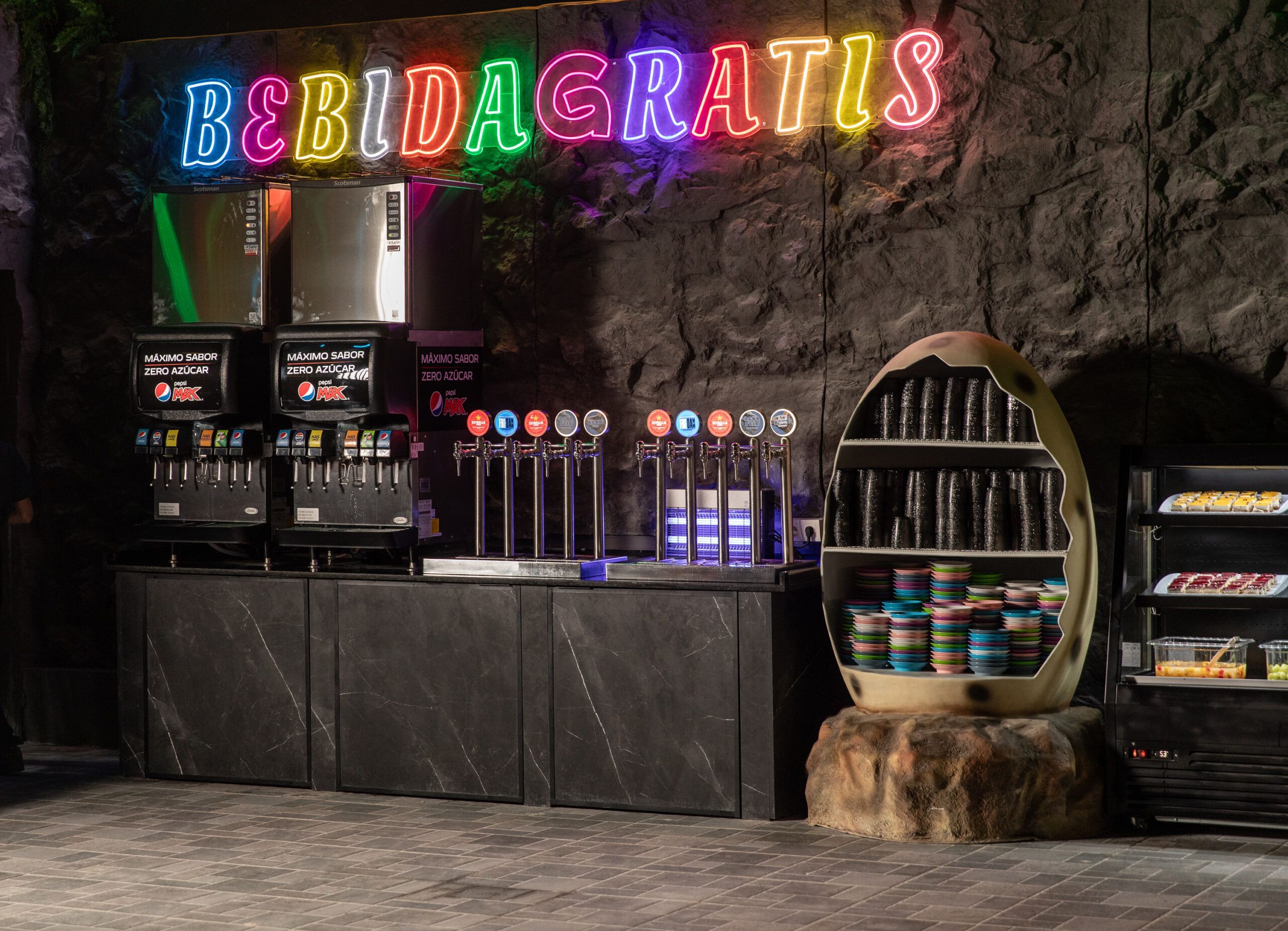 Amazing Dinosaurios convierte Valencia en el gran epicentro del ocio familiar con una experiencia única - Gastronomía y Moda