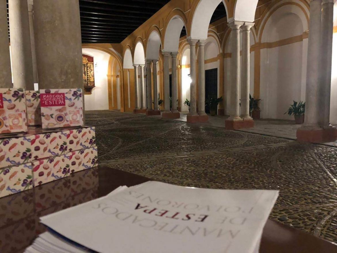 Mantecados y Polvorones de Estepa para los visitantes del Real Alcázar de Sevilla Mantecados y Polvorones de Estepa para los visitantes del Real Alcázar de Sevilla - Gastronomía y Moda