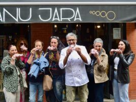 Lo más dulce de Manu Jara se une a Pulseras Rosas en la lucha contra el cáncer de mama - Gastronomía y Moda