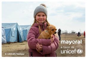 Mayoral colabora con Unicef España para ayudar a los niños y familias de Ucrania - Gastronomía y Moda