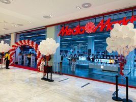 MediaMarkt aterriza en el centro comercial Los Arcos - Gastronomía y Moda