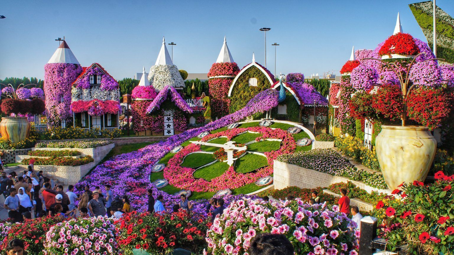 El jardín de flores más grande del mundo reabre sus puertas en Dubái - Gastronomía y Moda