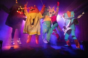 Monstrurock, la banda andaluza contra el bullying, presenta su primer disco en Sevilla - Gastronomía y Moda