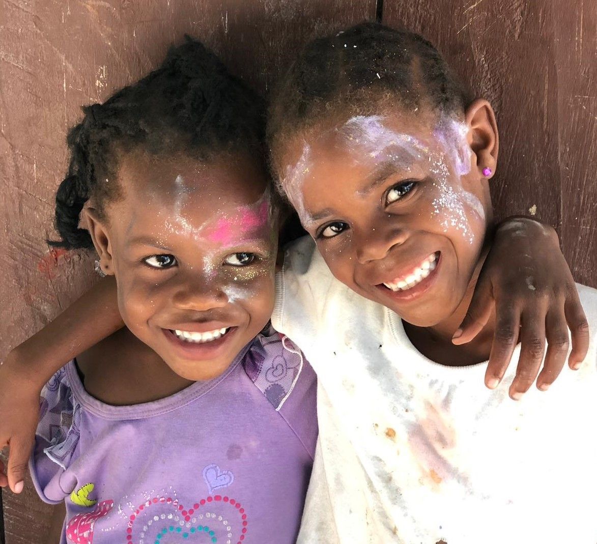 Flores de Kiskeya, ejemplar proyecto solidario para ayudar a las mujeres embarazadas más vulnerables de Anse-à-Pitres - Gastronomía y Moda