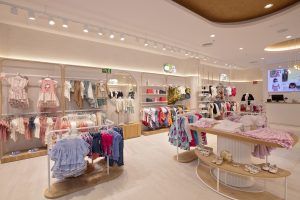 Mayoral lanza un nuevo concepto de tienda más sostenible y tecnológico - Gastronomía y Moda