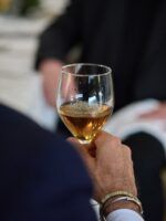Bodegas Mezquita transforma La Última Cena en una experiencia única de gastronomía, fe y solidaridad en Córdoba - Gastronomía y Moda