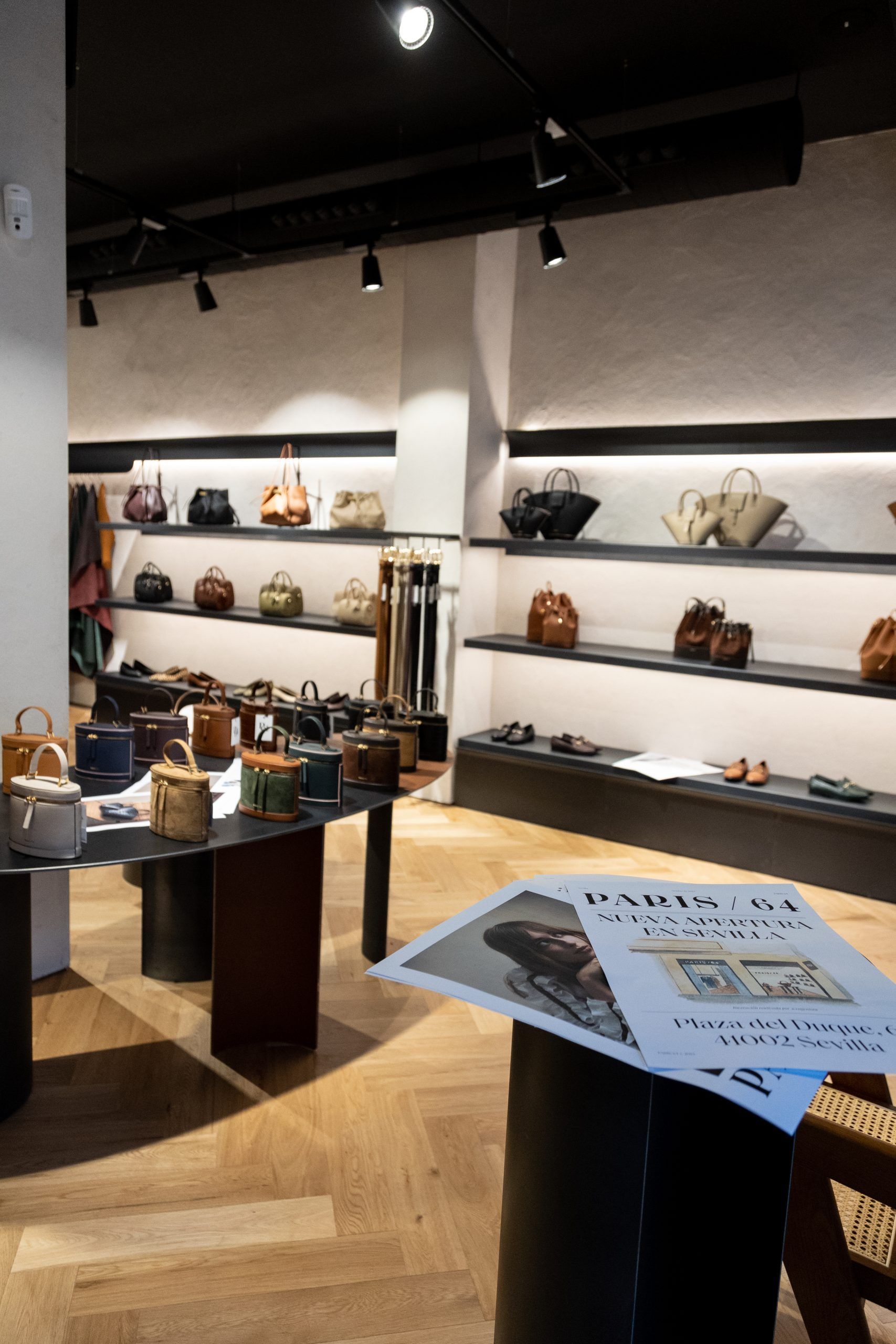 Paris/64 inaugura su tercera tienda propia, en pleno corazón de Sevilla - Gastronomía y Moda