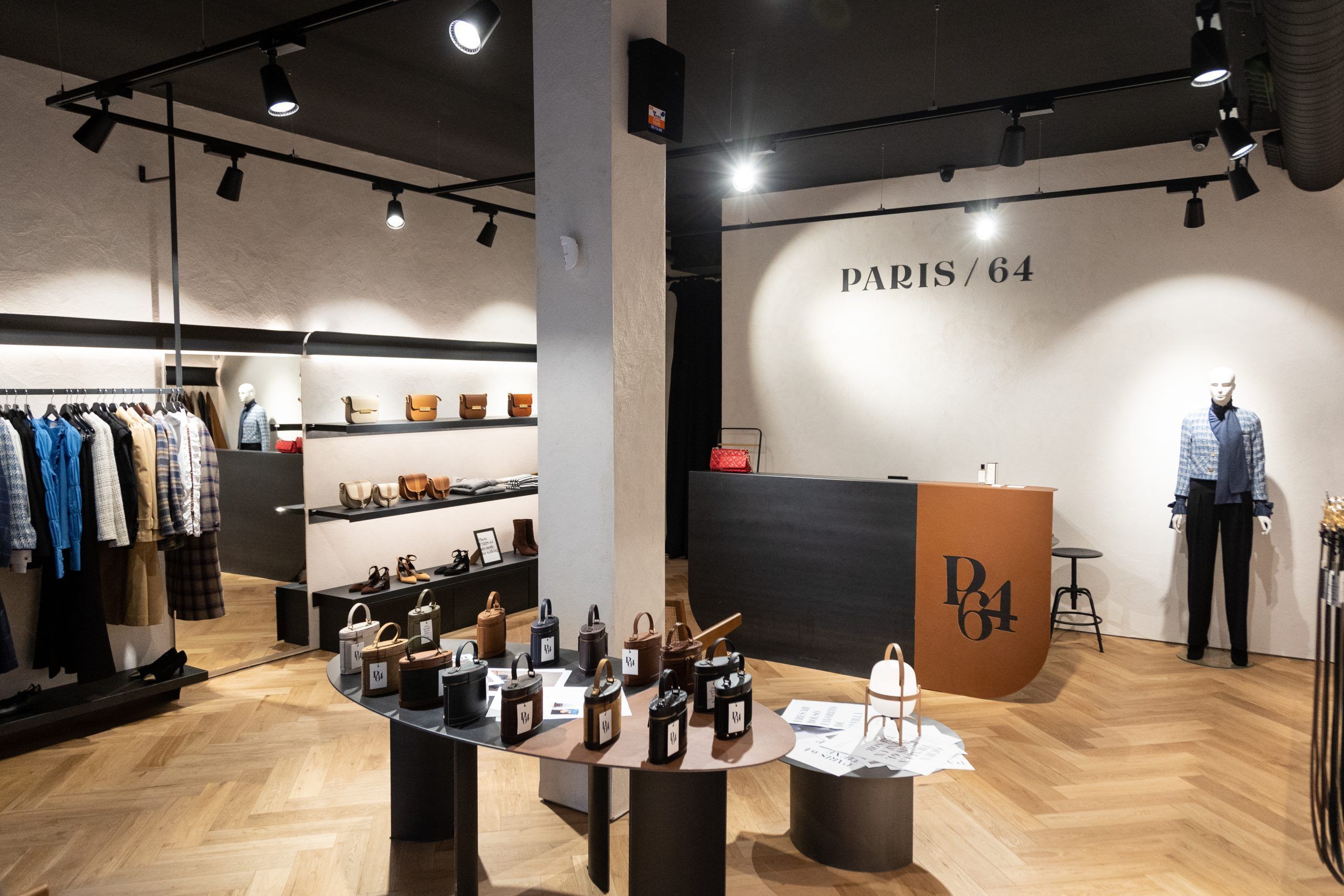 Paris/64 inaugura su tercera tienda propia, en pleno corazón de Sevilla - Gastronomía y Moda