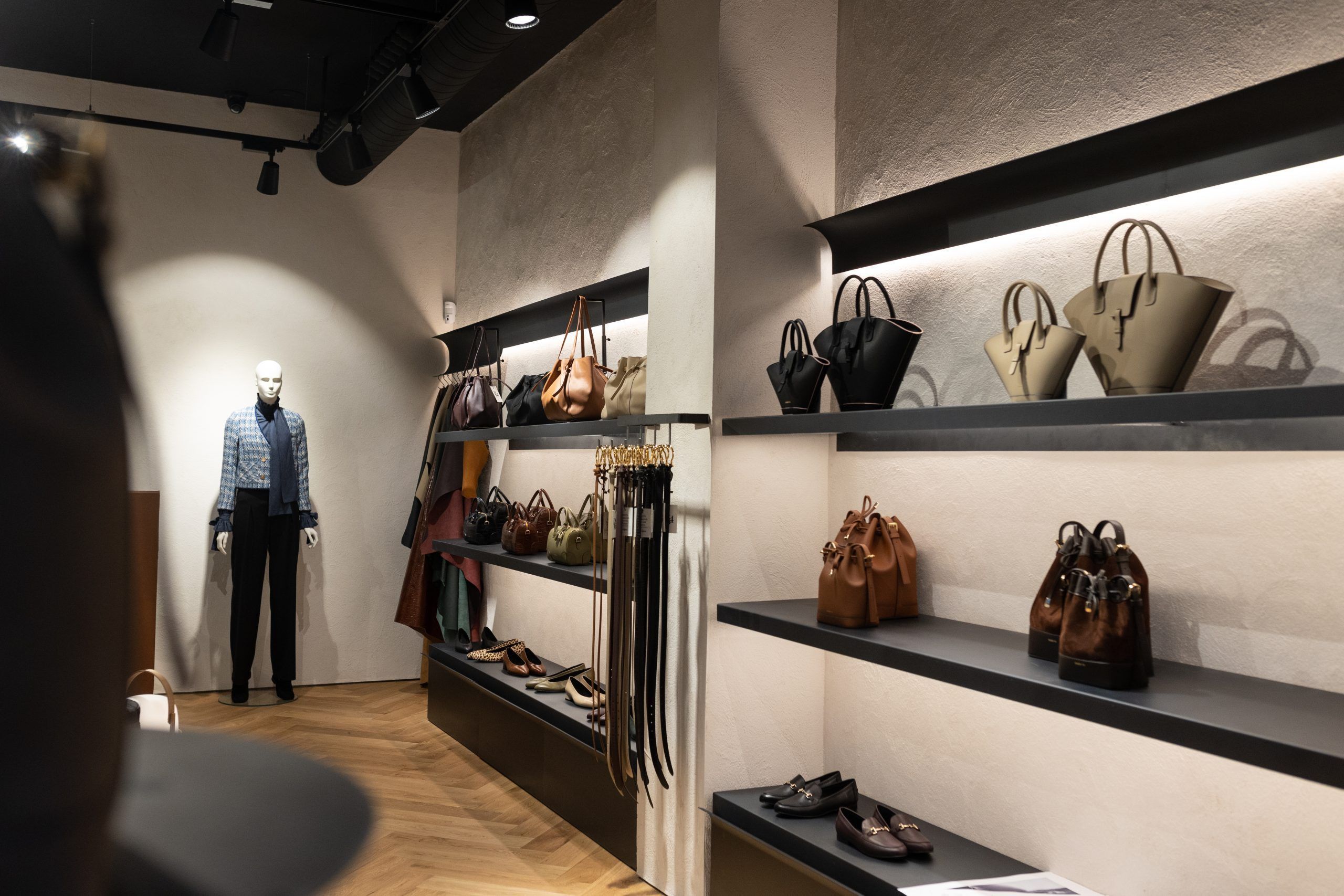 Paris/64 inaugura su tercera tienda propia, en pleno corazón de Sevilla - Gastronomía y Moda