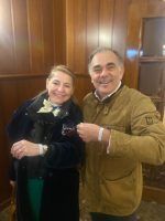 Éxito de la campaña con las pulseras del Gran Visir de la Cabalgata de Sevilla 2024 - Gastronomía y Moda