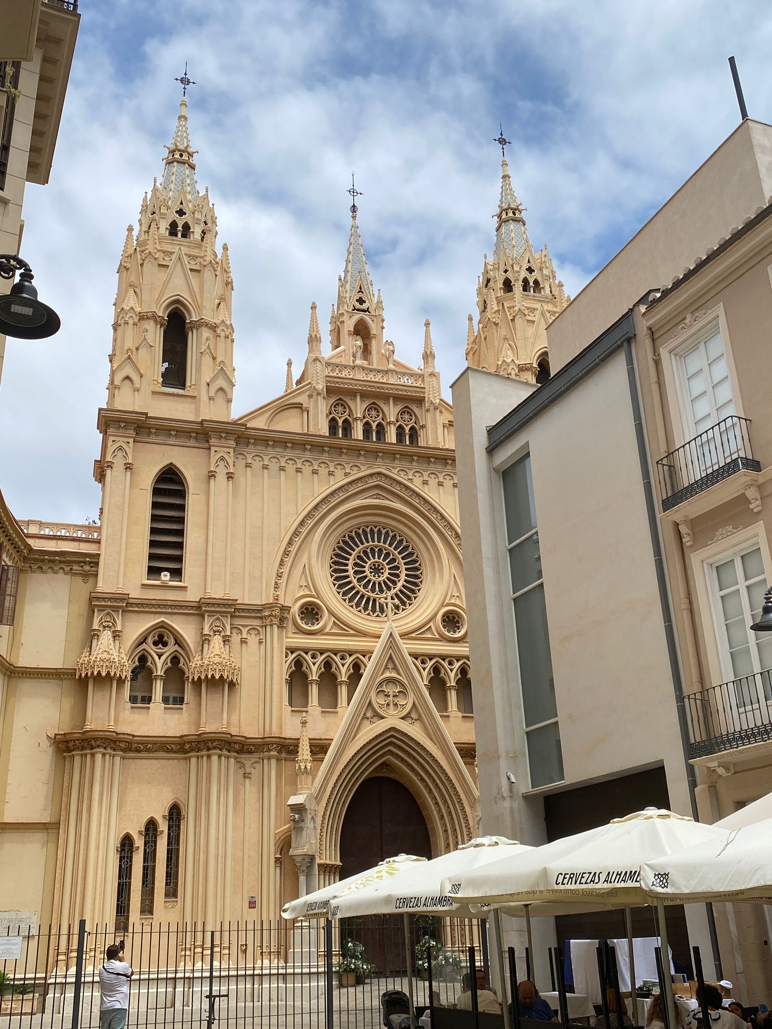 El auge digital transforma la gestión documental en empresas de Málaga - Gastronomía y Moda