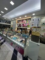 Vía Lattea Trinidad: una refrescante y sabrosa elección para sofocar el calor en Granada - Gastronomía y Moda