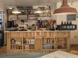 Bodegas Salado y restaurante Abazero presentan una propuesta eno-gastronómica irrepetible para las noches de julio - Gastronomía y Moda.