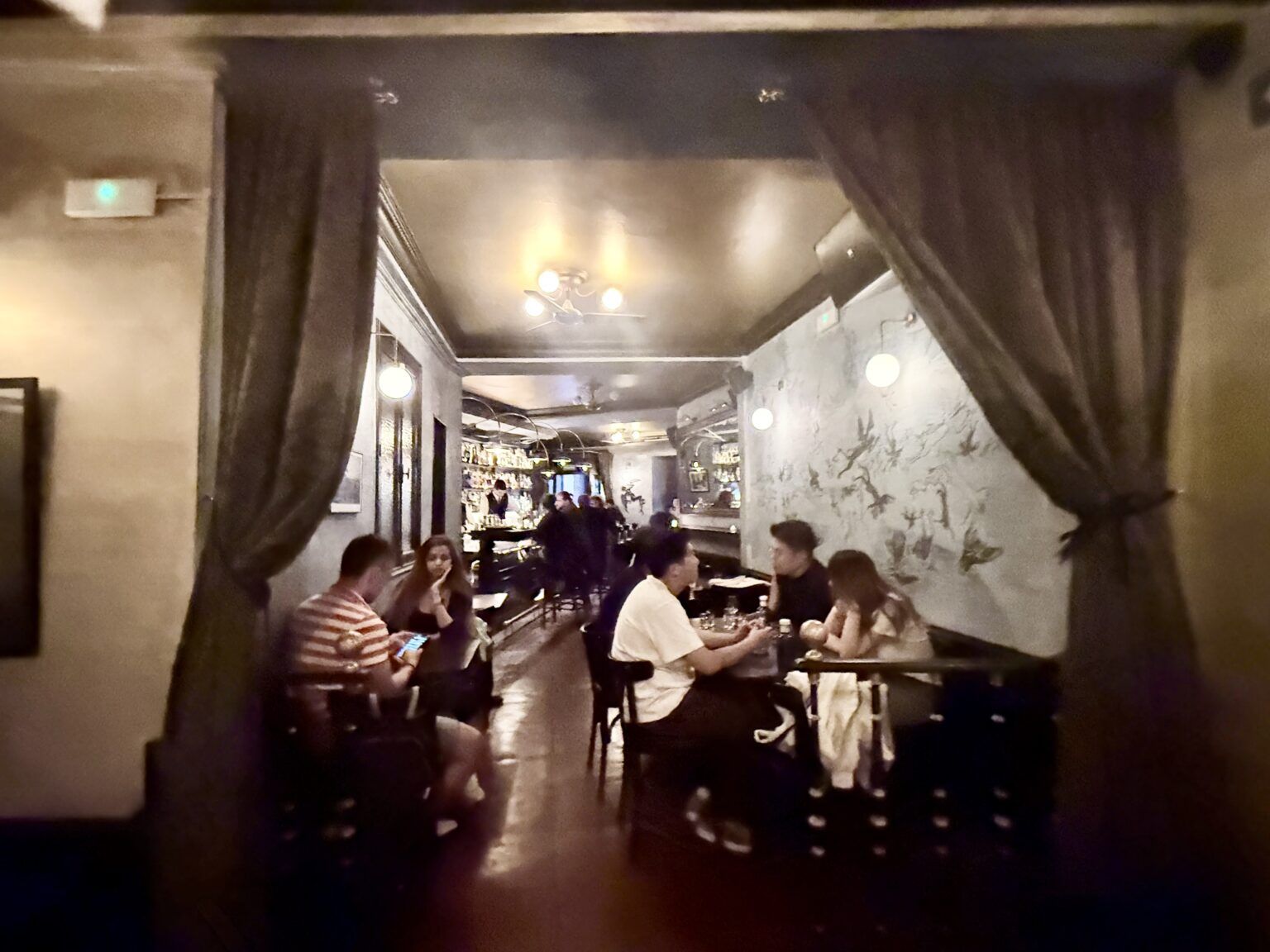 Qué está pasando en Devil’s Cut, una de las coctelerías del momento en Europa - Gastronomía y Moda