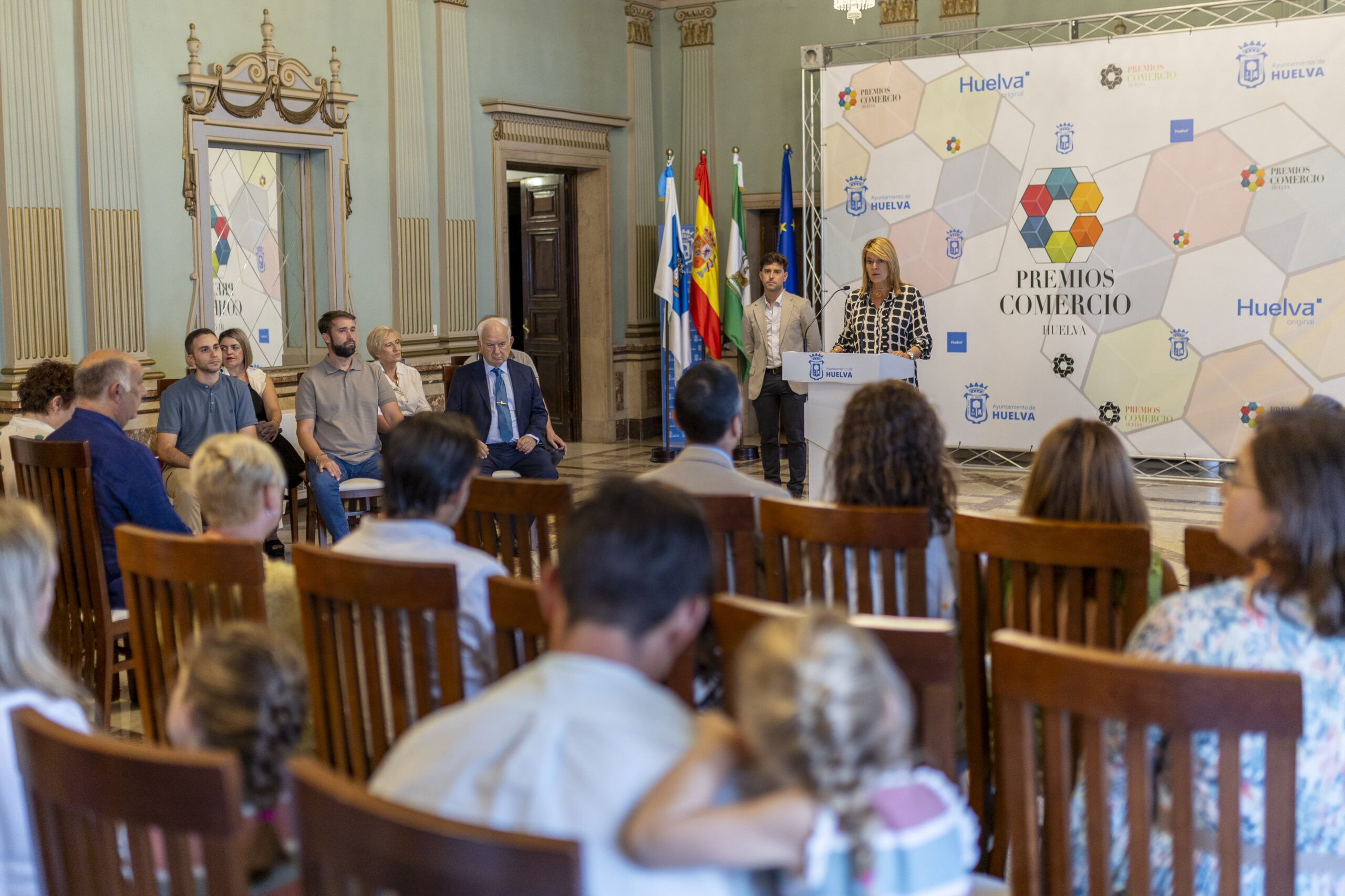 Huelva agradece a los hosteleros onubenses “su contribución en el día a día de la ciudad” en los III Premios a la Hostelería - Gatronomía y Moda