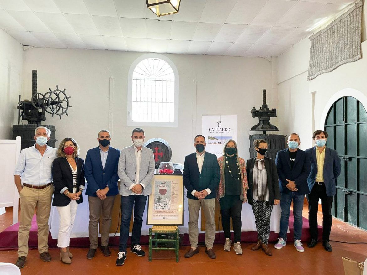 Vejer une a todos los vinos de la provincia de Cádiz - Gastronomía y Moda