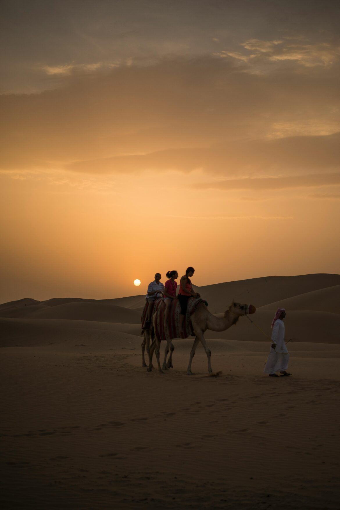 Honimunn & Fórmula 1: un viaje de aventura extrema en Abu Dhabi. Exclusividad y adrenalina a otro nivel - Gastronomía y Moda