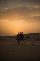 Honimunn & Fórmula 1: un viaje de aventura extrema en Abu Dhabi. Exclusividad y adrenalina a otro nivel - Gastronomía y Moda