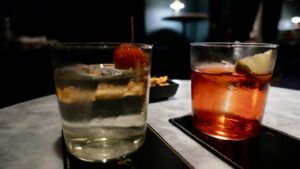 Una noche en Momus, una de las barras más creativas de Madrid - Gastronomía y Moda