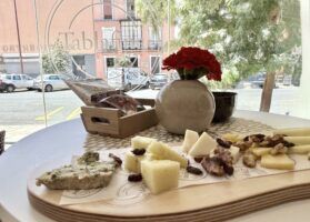 Visitamos Tablafina Sevilla y su cocina pensada para compartir junto a los vinos de Colonias de Galeón - Gastronomía y Moda